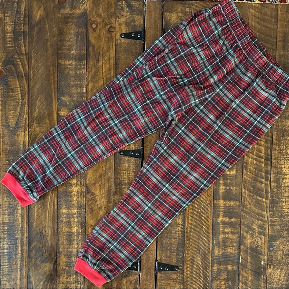 Cat & Jack Pajama Set - Picture 2 of 7